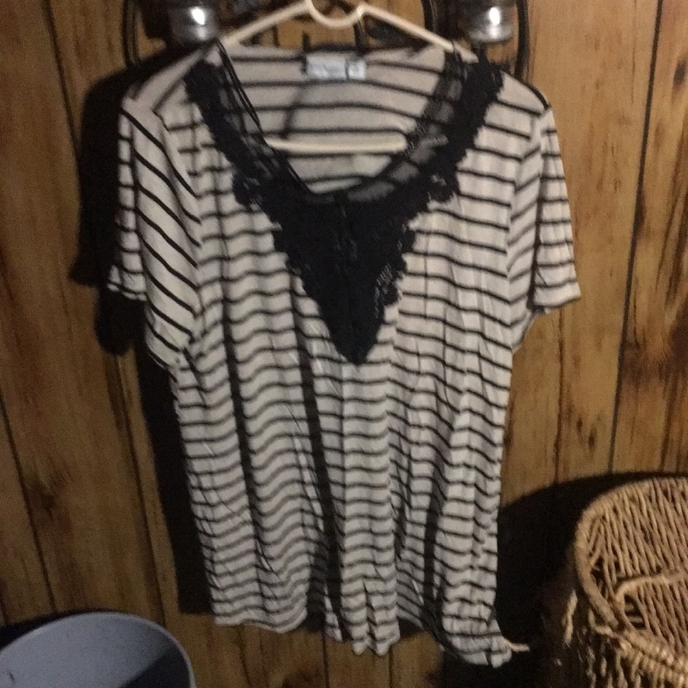 Kim Rodgers tee